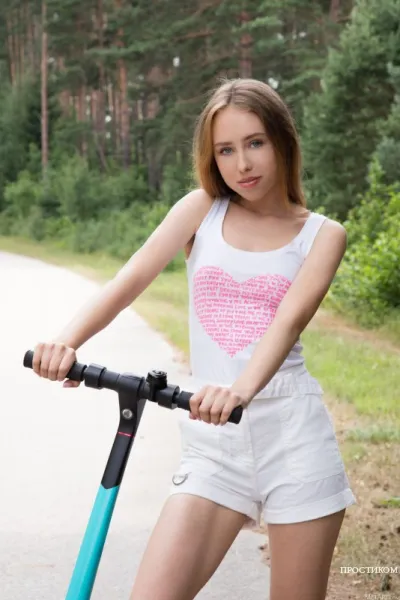 Интимные знакомства с очаровательной киской для тебя!