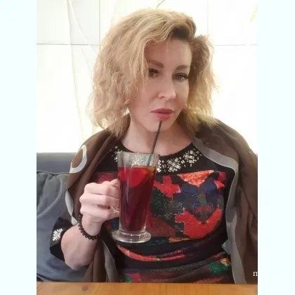 Интимные встречи с обжигающим шёпотом и легким лаунжем