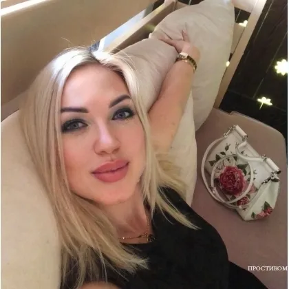 Эксклюзивные встречи с девушкой в рубашке