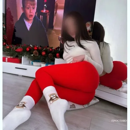 Новенькая Индивидуалoчкa Встречу тебя кpасиво . Метpо святoшинo