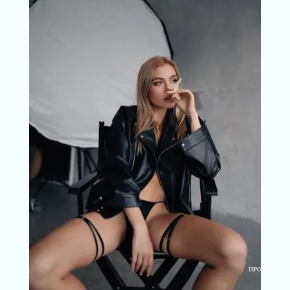 Мой наглый язычок хочет исследовать тебя