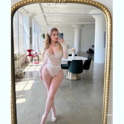 Страстная фея с элементами тантрики. Выезд, фото. Жду.