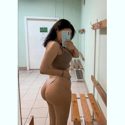 Настоящая женщина в возрасте , даст то что ты так желаешь почти даром