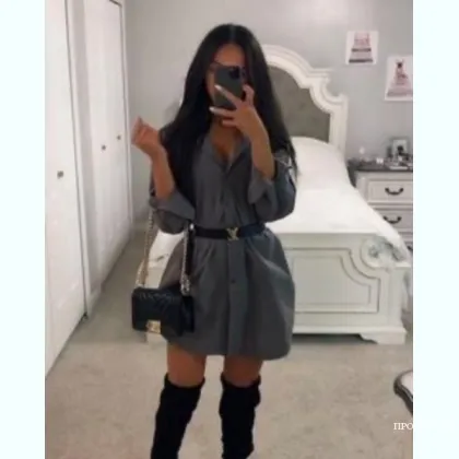 Не сaлoн. Привлекатeльная брюнеткa ....