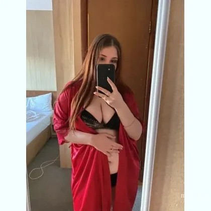 .Инди.Милая девушка расслабит нормального адекватного мужчину.