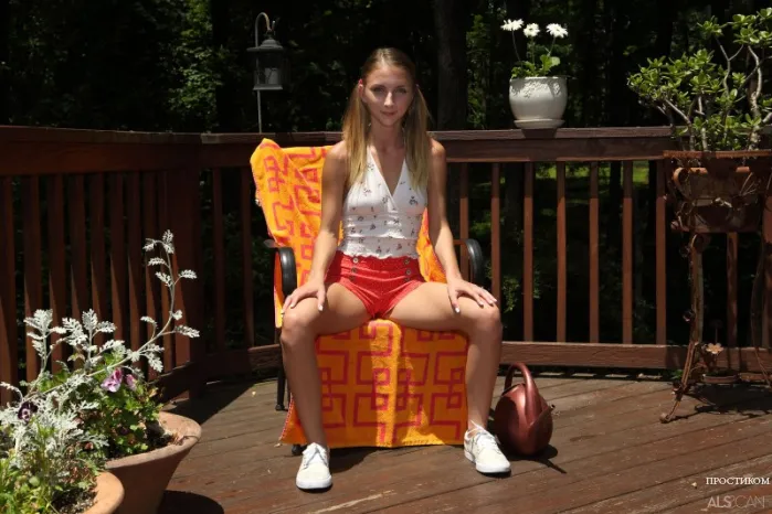 Інтим знайомства: Спекотна зайка для щирих зустрічей фото 3