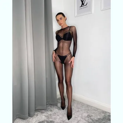 Шелковая загадка_Женственная брюнетка_Секреты удовольствия