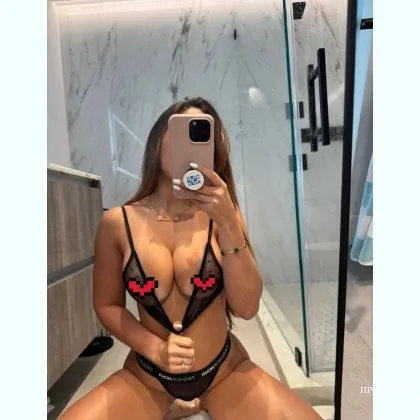 Похотливая кошечка приглашает на шикарный отдых...Без предоплат