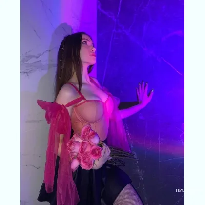 Заманчивое свидание при свечах. Есть маленькая интрига...