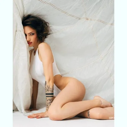 Непредсказуемая и дерзкая, подарю тебе ночь без границ