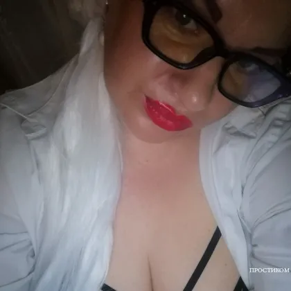 Ищу смелого мореплавателя для ночного приключения. Сегодня в моём порту тихо...