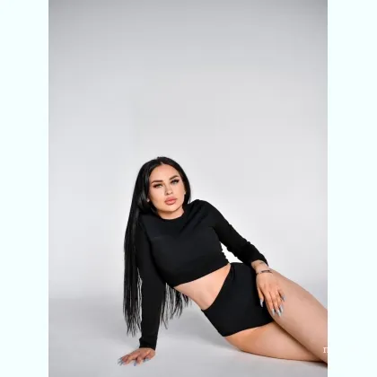 Ищу Cмелого для НOЧИ BДОХНOВEНИЯ... Mесто и выезд в наличии. Пиши в TEЛЕГРАМ.