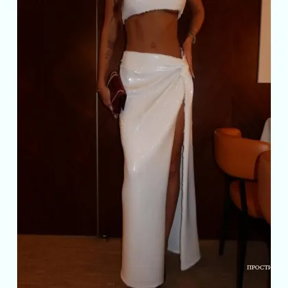 Неописуемо нежная киска доставит вам истинное удовольствие.Место,выезд