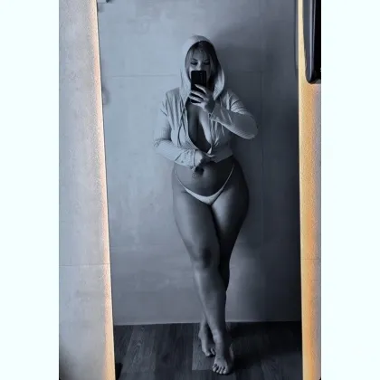 Блондa на Политехе. Настоящий Королевский Muнеет фото 3