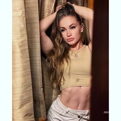 Завораживающий взгляд и мягкие локоны — встреча тет-а-тет