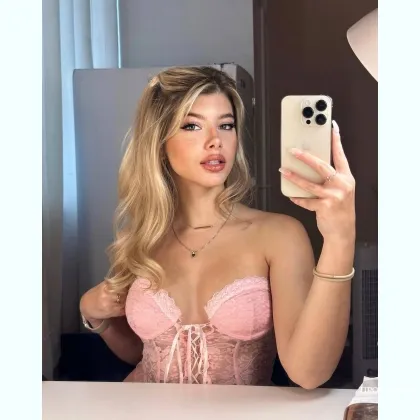 Вечір мрій з яскравою дівчиною для незабутніх моментів