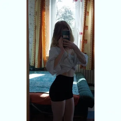 Худенькая блондинка с шикарной фигурой, скучаю,1000 екс