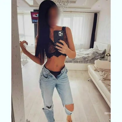 Соблазнительная лепка тела зваблює довірою та комфортом