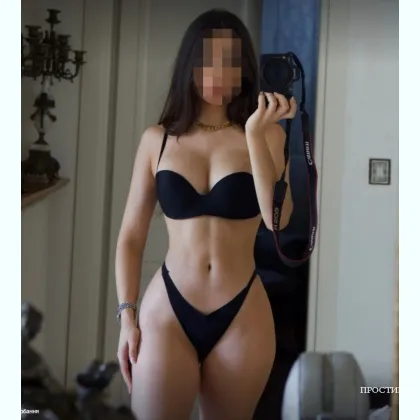 Ночь с г.орячей милфой . .....