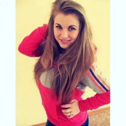 Приятная и легкая в общении