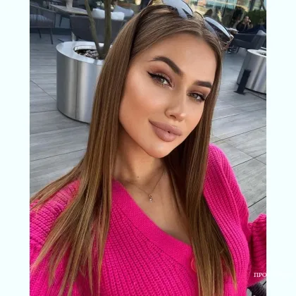 Сладкая крошка с точеной талией покажу, как надо отдыхать