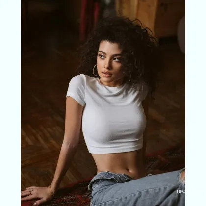 Інтимна зустріч з елегантною медсестрою для успішних чоловіків