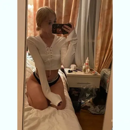 Фигура из тонкими запястьями, за мной не соскучишься