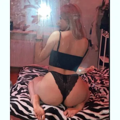 Вечір з бокалом ігристого та реальними фото підтвердженнями