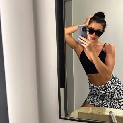 Нежные линии и сладкие десерты для романтического вечера