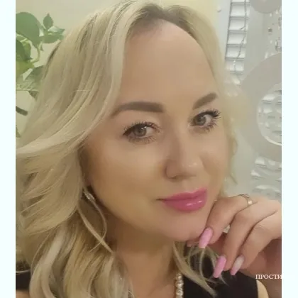 Малишка приголубить мужчину крепко очень