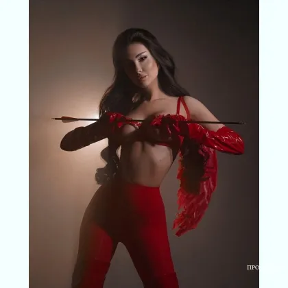 Гаряча та сексуальна киця Тернополь