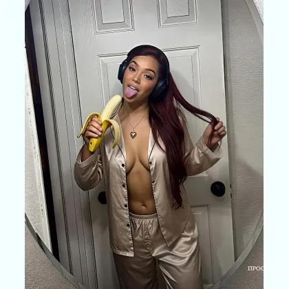 Tрансик .. девочка с сочными формами розвратнеца универсалка TELEGRAM