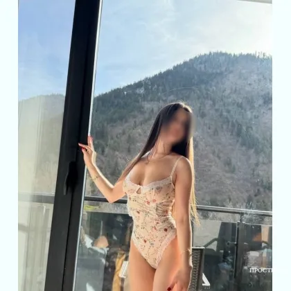 Хочу сесть на твоего друга и показать все свои возможности... Ас